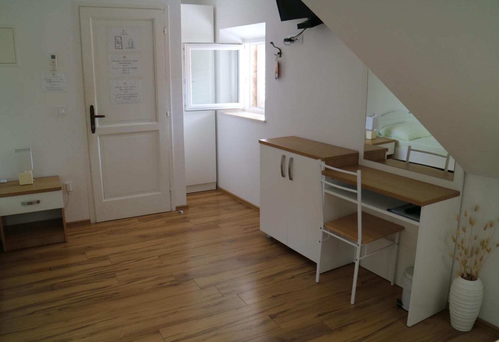Studio Apartments & Rooms Lela, Sipan Island Sipanska Luka  Room photo