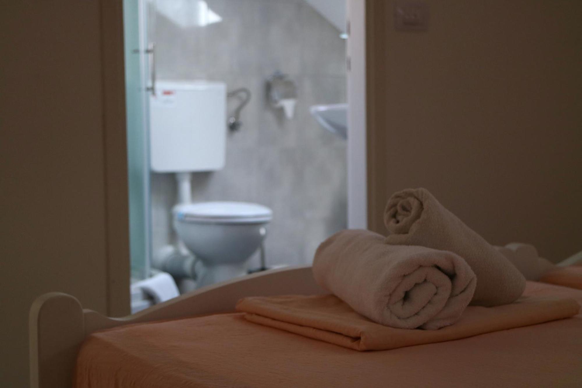 Studio Apartments & Rooms Lela, Sipan Island Sipanska Luka  Room photo